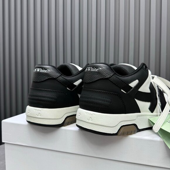 Off-White Sneakers - Picture 2 of 9